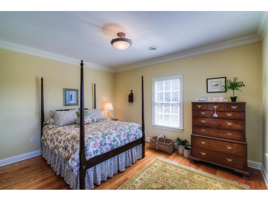 22737 Osprey Ridge Road Bristol, VA 24202 - Photo 25 of 27 Photo 26