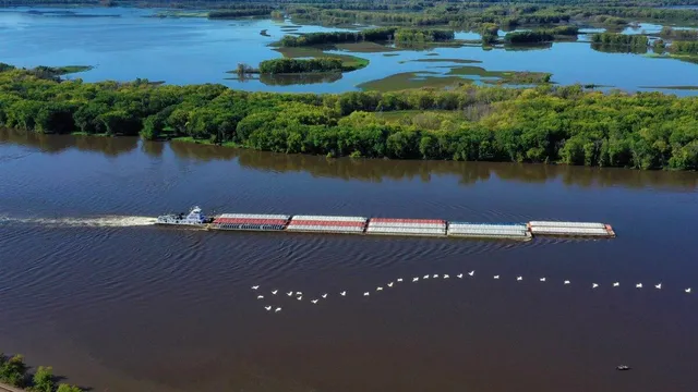 $495,000 | 15 Scenic Point Drive, De Soto, WI 54624