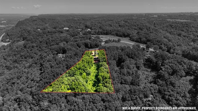 $495,000 | 15 Scenic Point Drive, De Soto, WI 54624