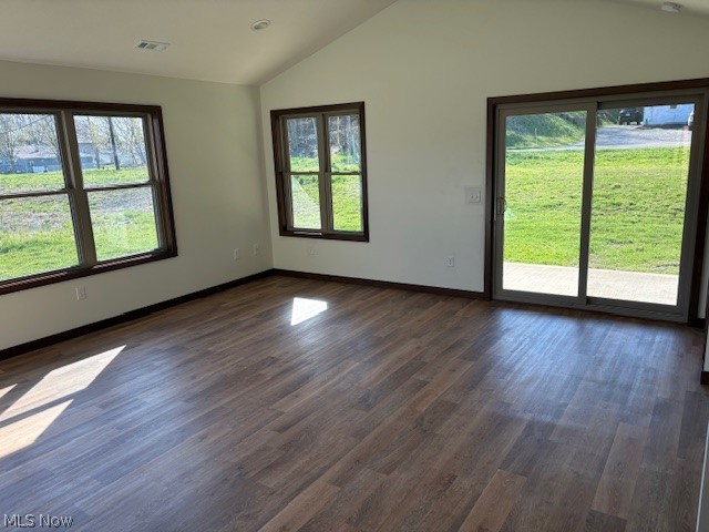 2731 Barnhill Road Southeast New Philadelphia, OH 44663 - Photo 4 of 8