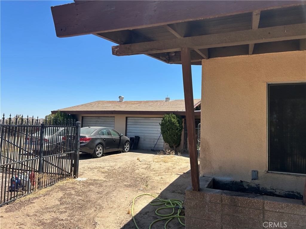 14822 Rodeo Drive Victorville, CA 92395 - Photo 17 of 60