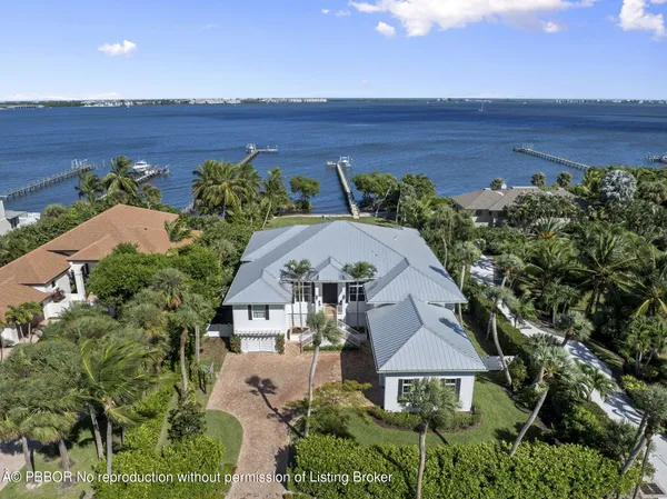 $5,888,000 | 54 South Sewalls Point Road, Sewall's Point, FL 34996