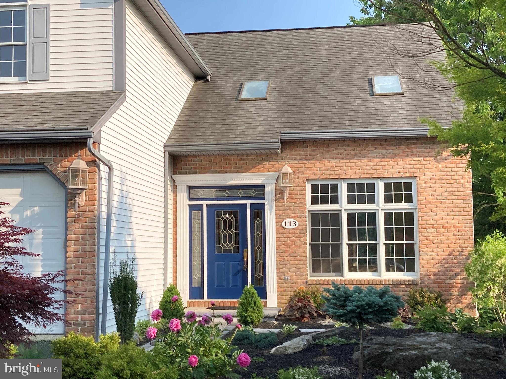 113 Grande Boulevard Sinking Spring, PA 19608 - Photo 3 of 55