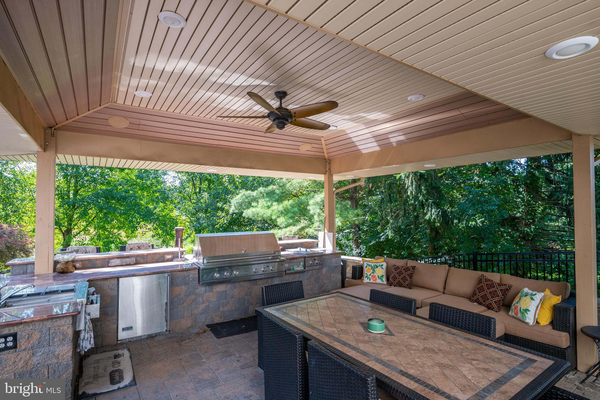 113 Grande Boulevard Sinking Spring, PA 19608 - Photo 41 of 55
