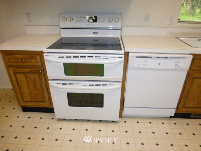 17610 Jordan Street Southwest Rochester, WA 98579 - Photo 10 of 23