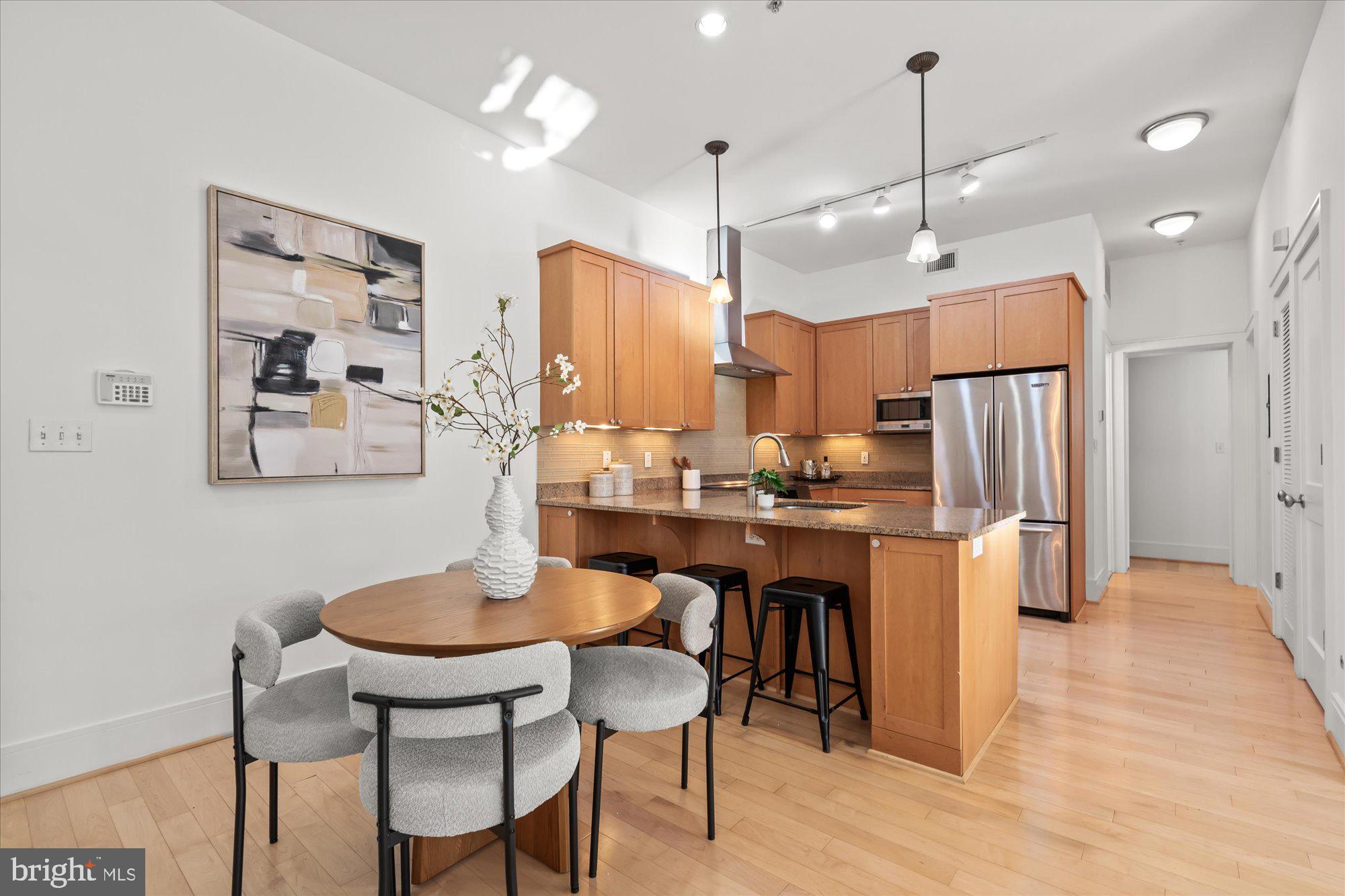 1817 Swann Street Northwest, Unit C Washington, DC 20009 - Photo 4 of 22