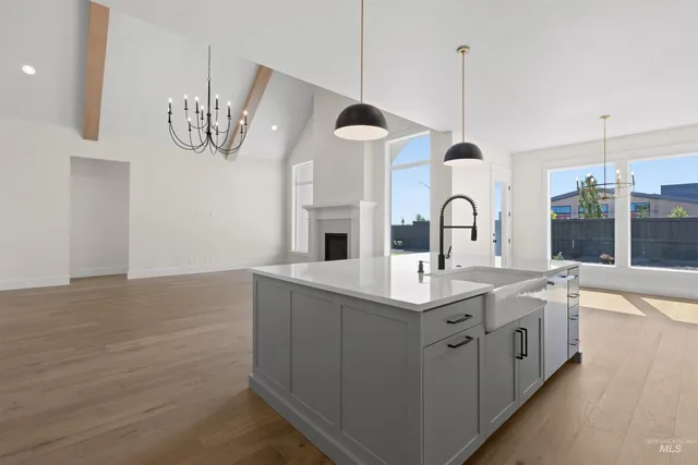 $874,777 | 1108 East Crescendo Street, Meridian, ID 83642