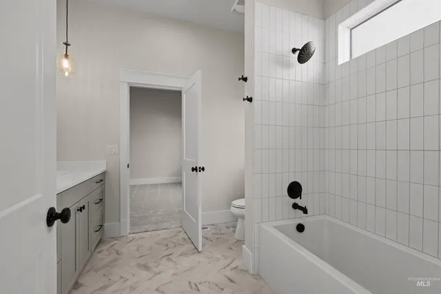 $874,777 | 1108 East Crescendo Street, Meridian, ID 83642