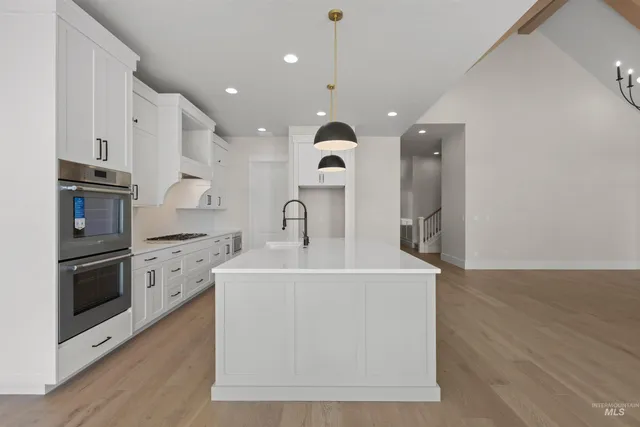 $874,777 | 1108 East Crescendo Street, Meridian, ID 83642