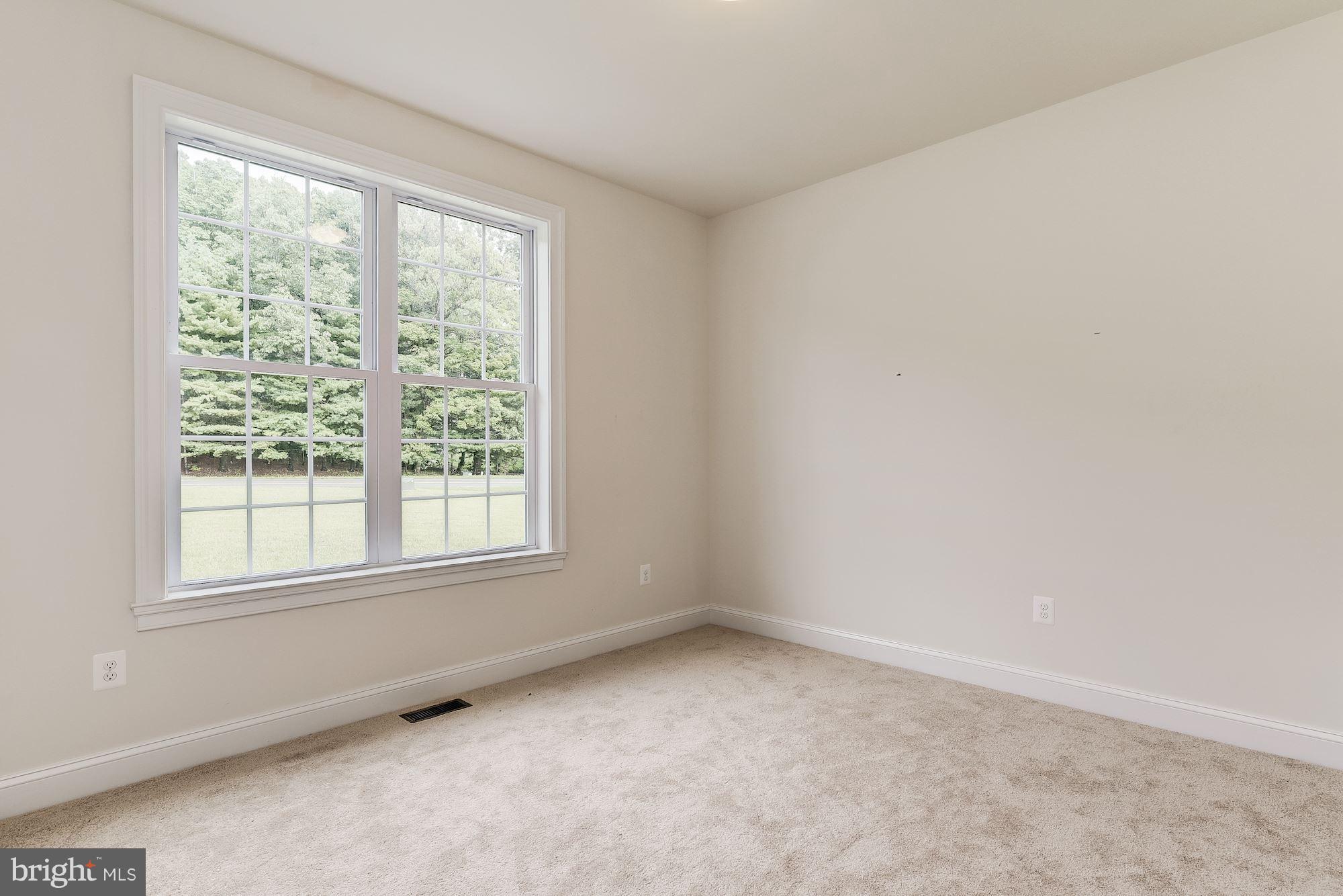 3664 Hooper Road New Windsor, MD 21776 - Photo 22 of 30 an empty room with a window
