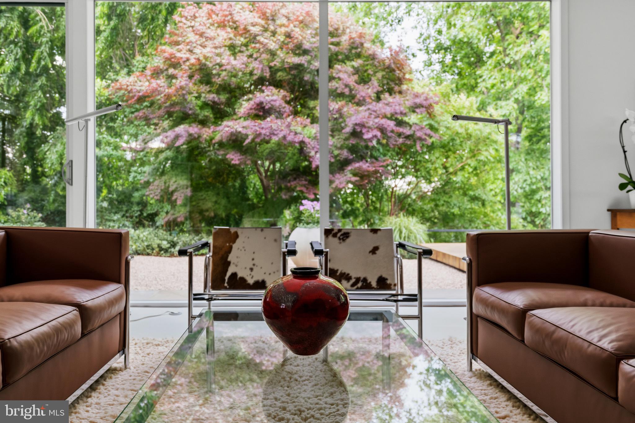 2533 North Ridgeview Road Arlington, VA 22207 - Photo 14 of 51 Gallery Image 14