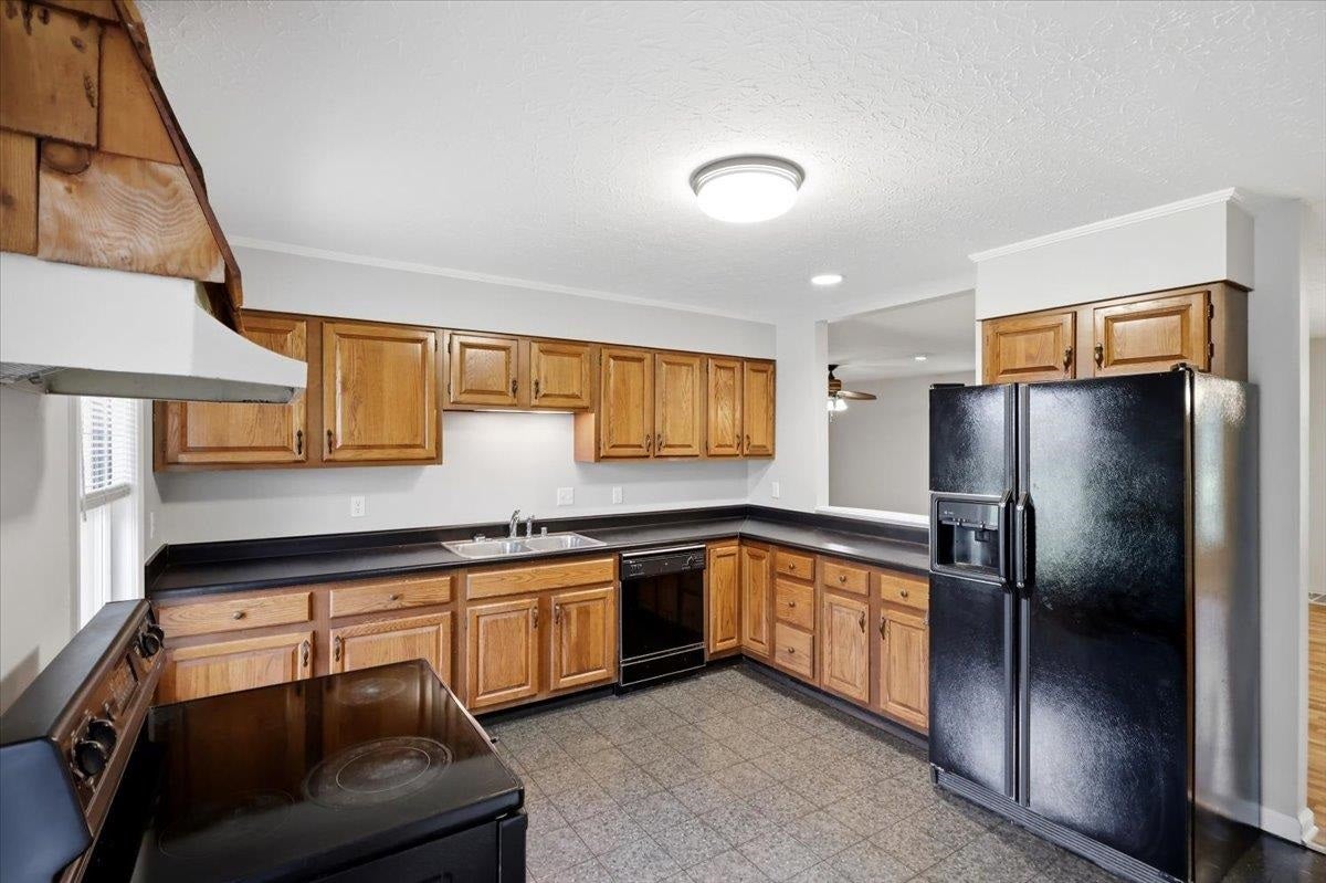 3215 Smallhouse Road Bowling Green, KY 42104 - Photo 16 of 41 Gallery Image 16
