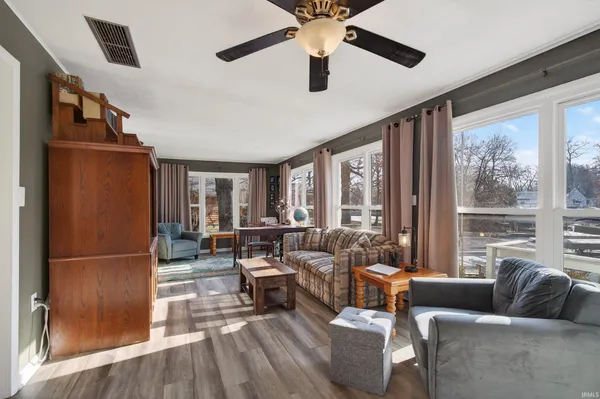 $294,900 | 5629 North Stahl Road, Monon, IN 47959