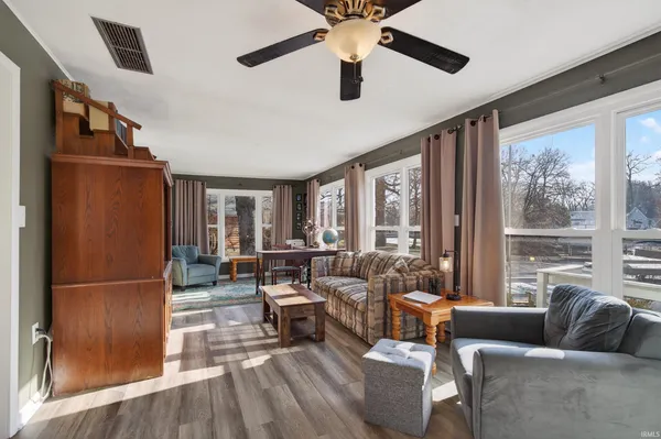 $294,900 | 5629 North Stahl Road, Monon, IN 47959