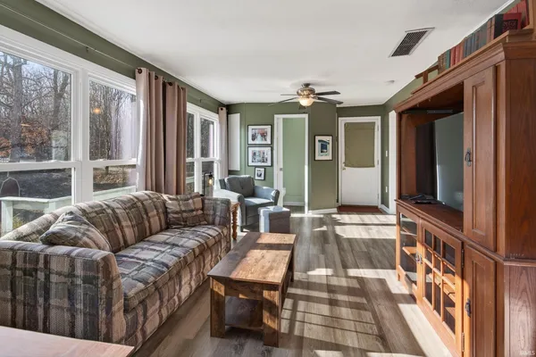$294,900 | 5629 North Stahl Road, Monon, IN 47959