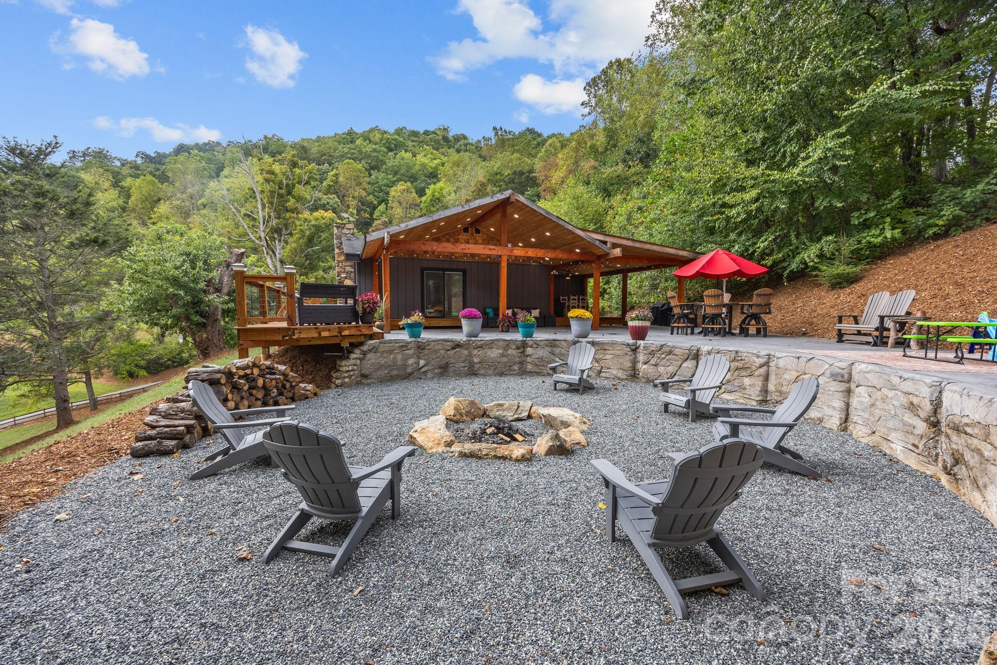 263 Morgan Branch Road, Unit 1 Leicester, NC 28748 - Photo 28 of 30 Gallery Image 28