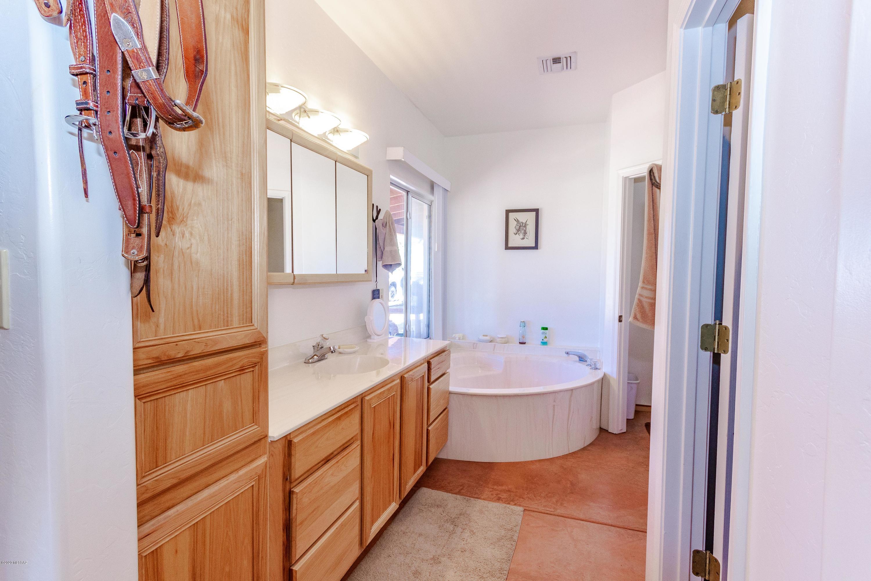 257 Lower Elgin Road Elgin, AZ 85611 - Photo 29 of 49 Gallery Image 29