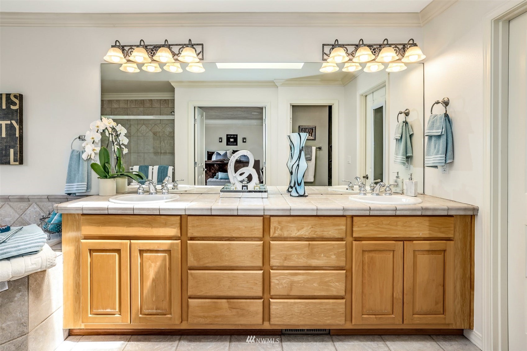 15327 101st Place Northeast Bothell, WA 98011 - Photo 20 of 36 Gallery Image 20