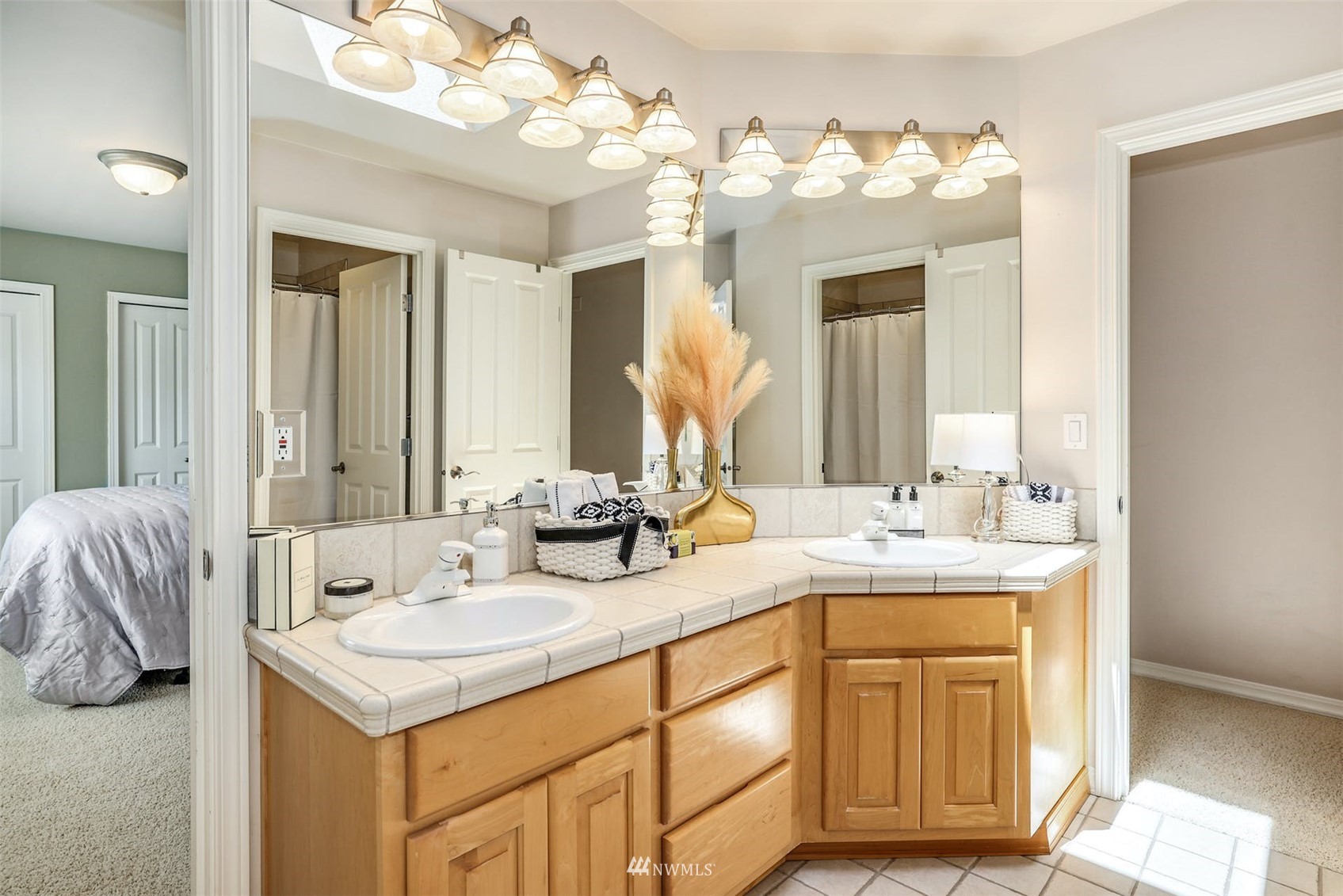 15327 101st Place Northeast Bothell, WA 98011 - Photo 26 of 36 Gallery Image 26