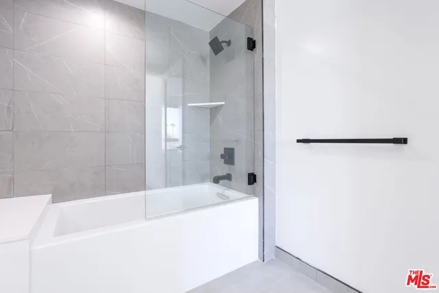 $5,350 | 11800 Courtleigh Drive, Unit 404, Los Angeles, CA 90066