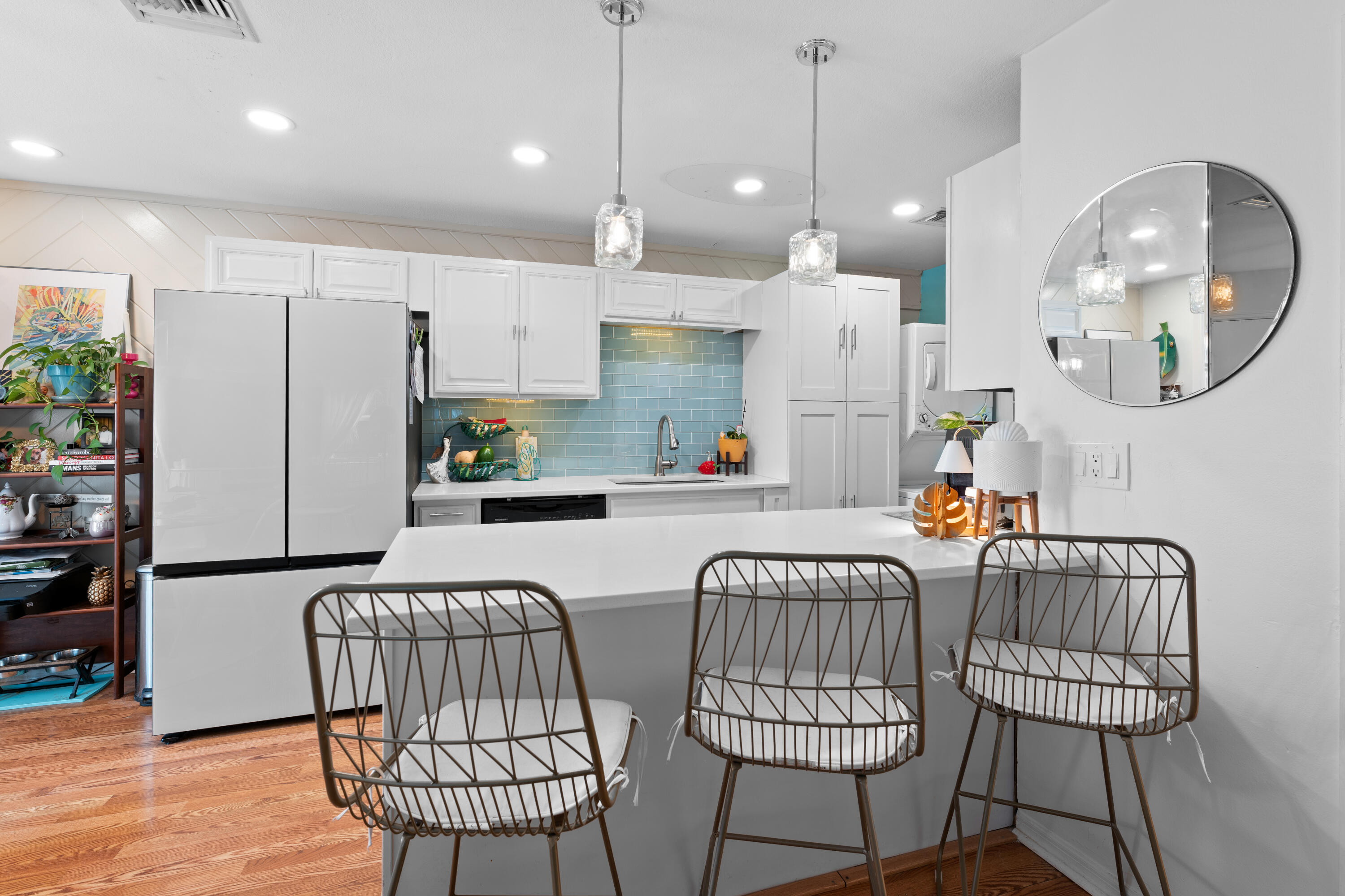 113 Stirrup Key Woods Road, Unit 3B1 Marathon, FL 33050 - Photo 6 of 21 a very nice looking dining room with furniture