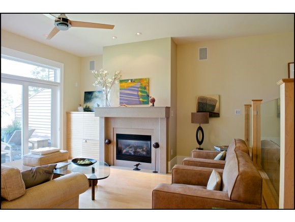 404 South Beach Road, Unit 404 South Burlington, VT 05403 - Photo 5 of 36 Gallery Image 5