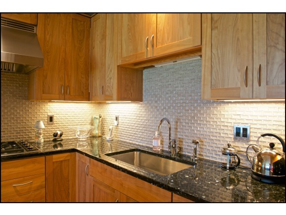 404 South Beach Road, Unit 404 South Burlington, VT 05403 - Photo 9 of 36 Gallery Image 9
