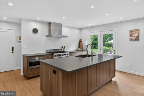 $1,775,000 | 6 Travilah Terrace, Potomac, MD 20854
