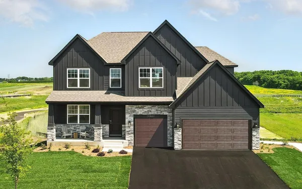 $771,515 | 10662 Bent Pine Lane, St. Paul, MN 55129