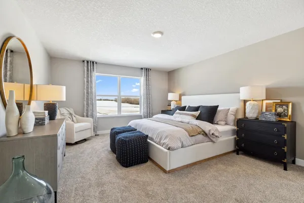 $771,515 | 10662 Bent Pine Lane, St. Paul, MN 55129