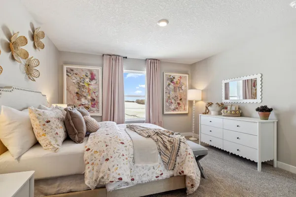 $771,515 | 10662 Bent Pine Lane, St. Paul, MN 55129