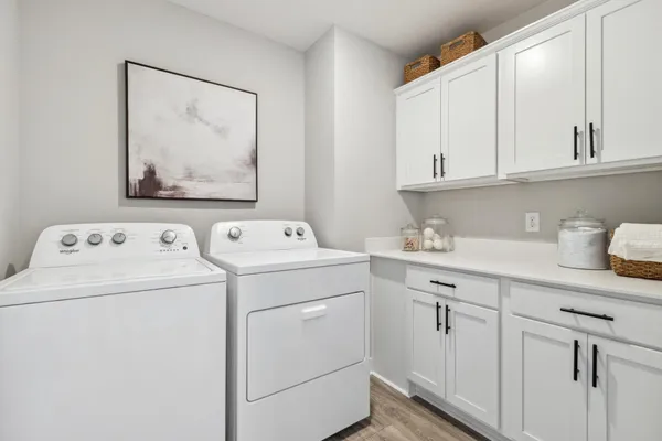 $771,515 | 10662 Bent Pine Lane, St. Paul, MN 55129
