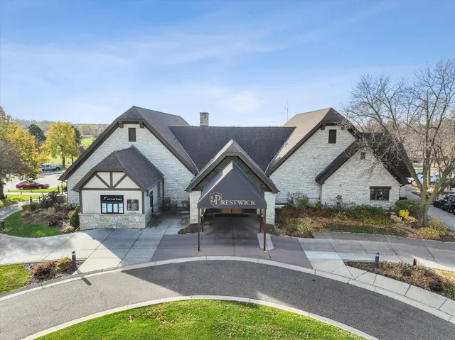 $771,515 | 10662 Bent Pine Lane, St. Paul, MN 55129