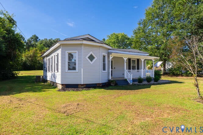 24923 River Road Petersburg, VA 23803 - Photo 1 of 32 Gallery Image 1