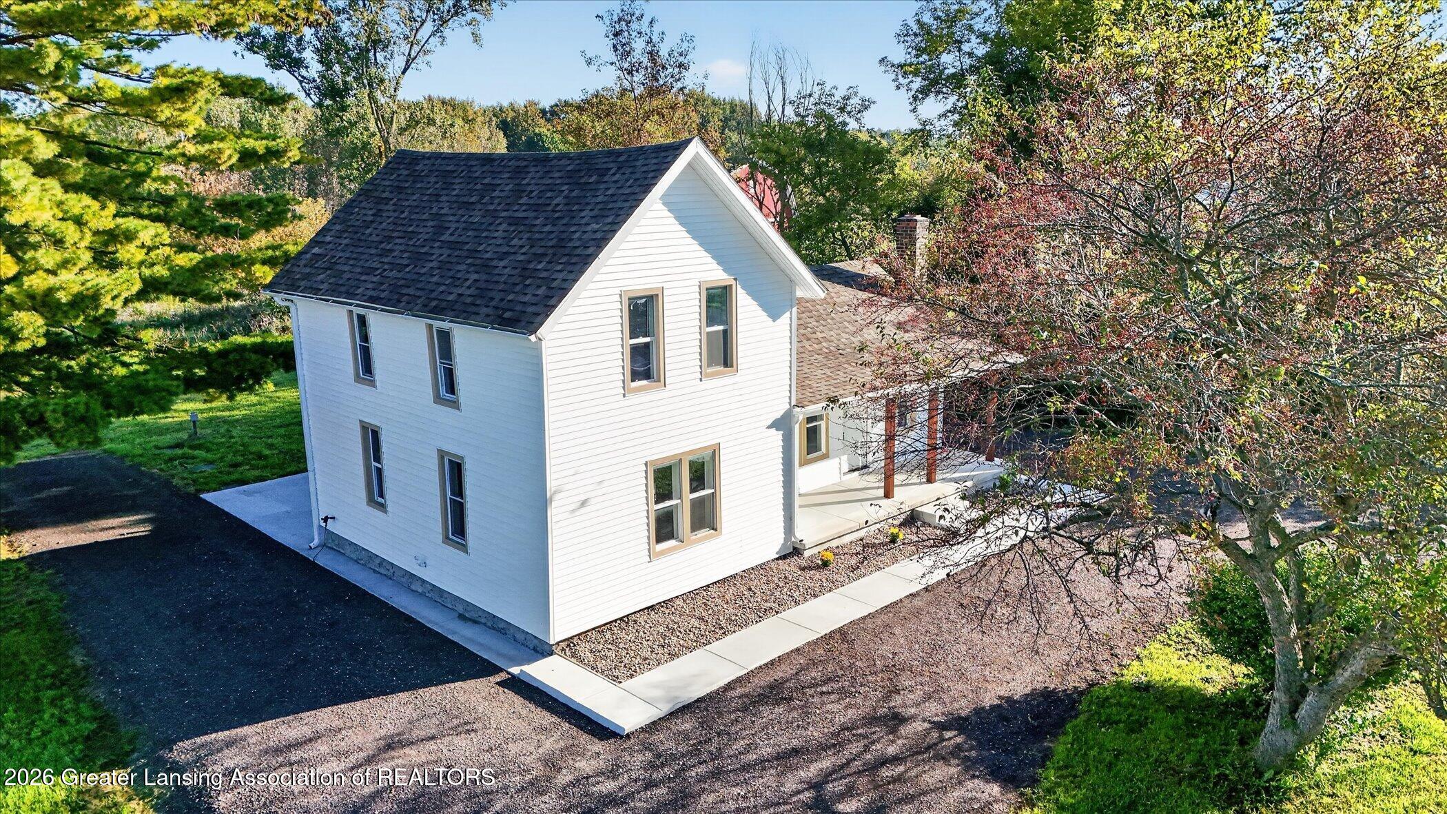 1506 Holt Road Mason, MI 48854 - Photo 2 of 43 39-1506-Holt-Rd-Mason-MI-48854-WindowSti