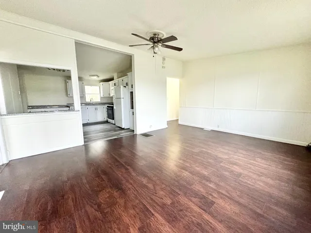 $215,000 | 122 Beth Place, Dover, DE 19901