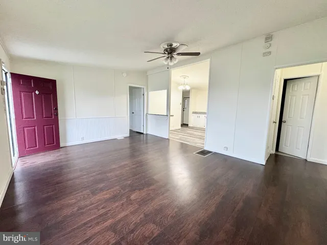 $215,000 | 122 Beth Place, Dover, DE 19901