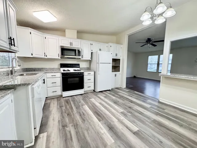 $215,000 | 122 Beth Place, Dover, DE 19901