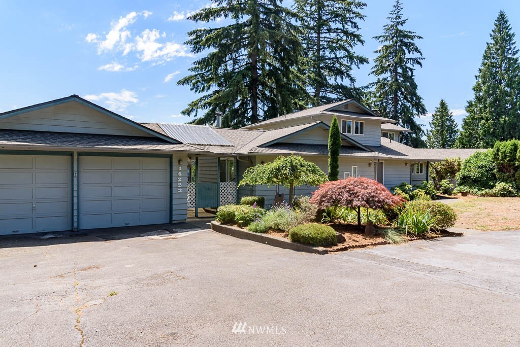 14223 Southeast 146th Street Renton, WA 98059 - Photo 2 of 23