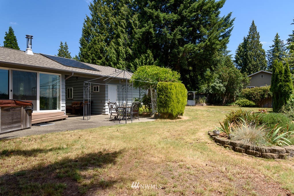 14223 Southeast 146th Street Renton, WA 98059 - Photo 6 of 23
