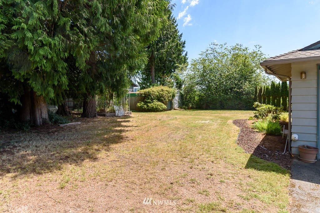 14223 Southeast 146th Street Renton, WA 98059 - Photo 10 of 23