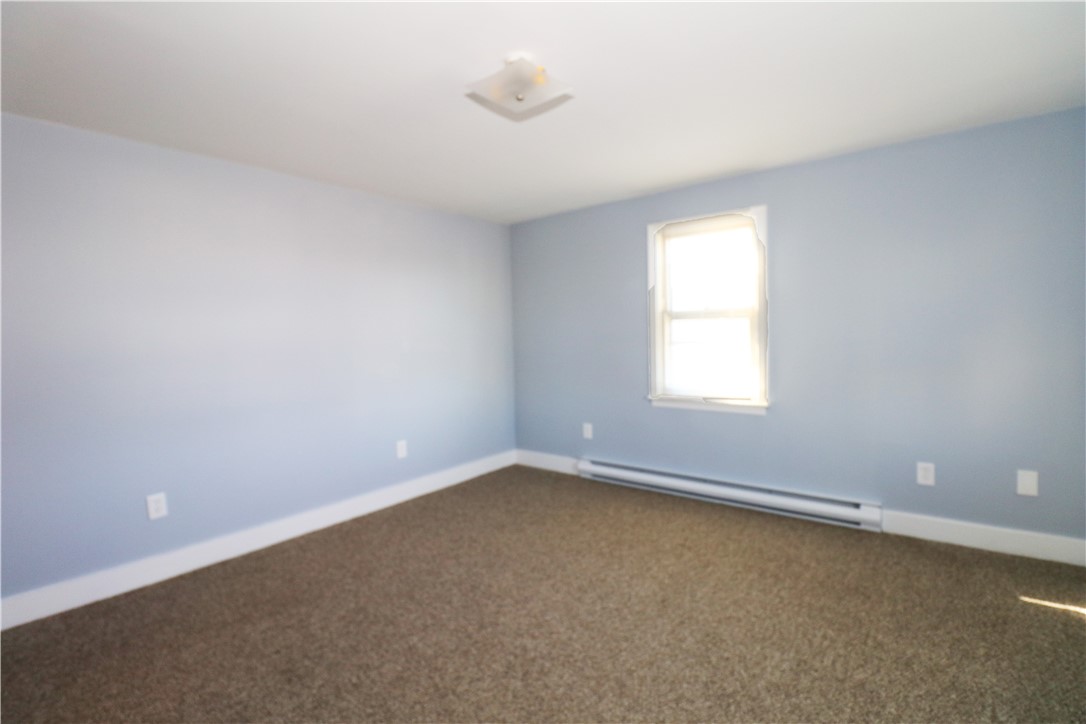 16 Race Street, Unit 2 Middletown, RI 02842 - Photo 18 of 26