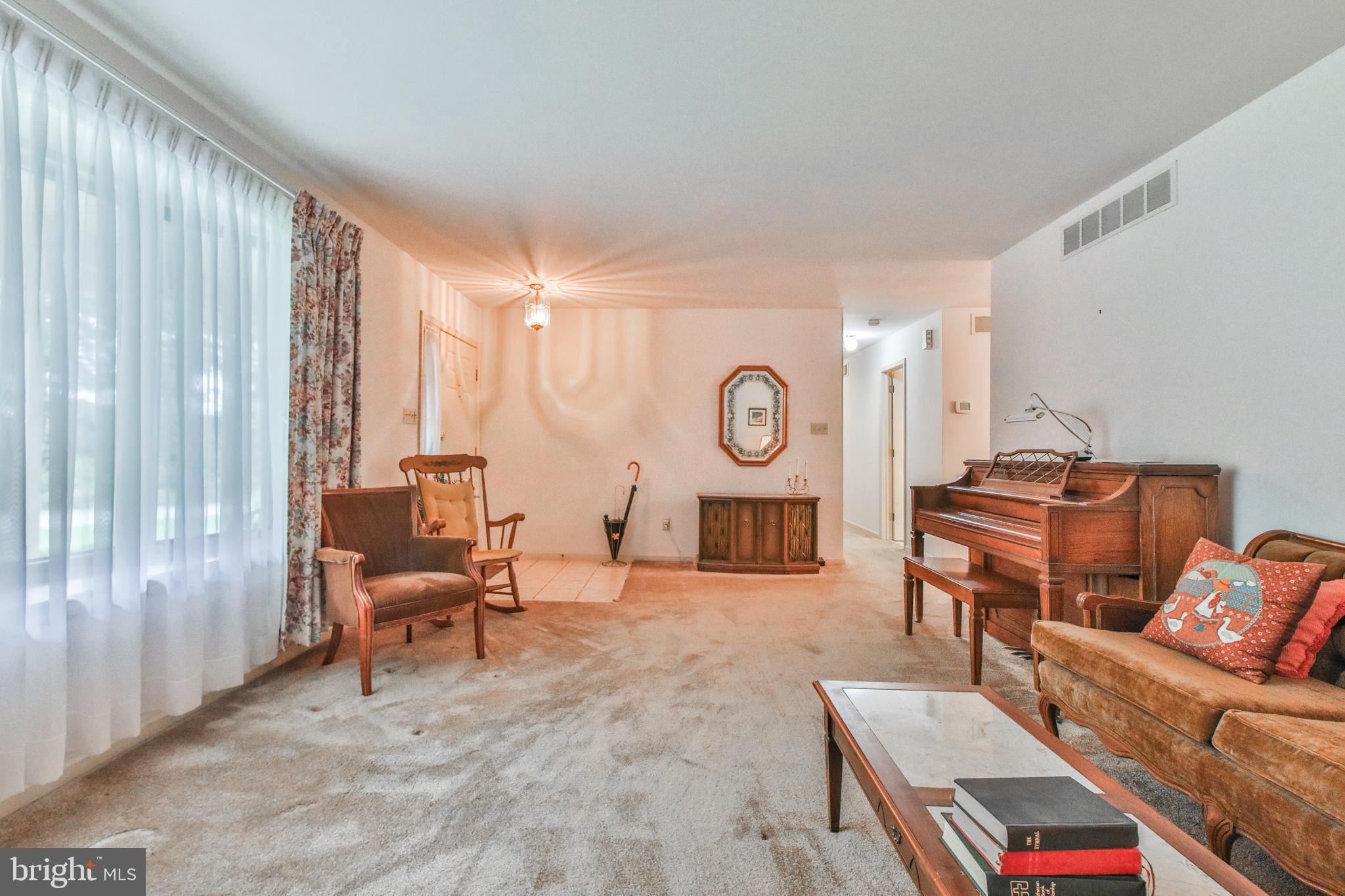 314 Sexton Road Wind Gap, PA 18091 - Photo 6 of 49