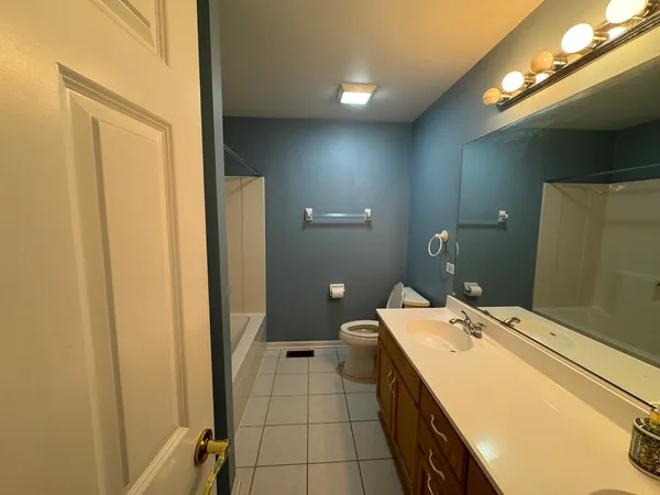 $3,500 | 1-n061 Mission Court, Unit 1N061, Winfield, IL 60190