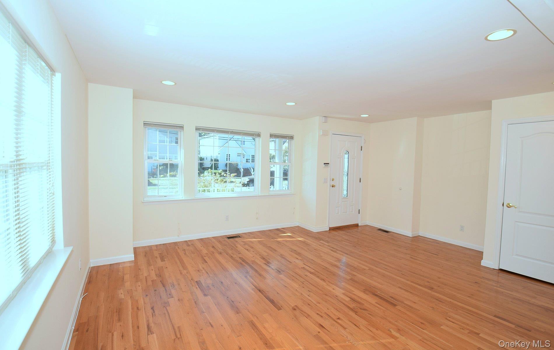 74 Firwood Road, Unit A Port Washington, NY 11050 - Photo 3 of 13