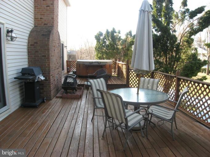 1030 Riva Ridge Drive Great Falls, VA 22066 - Photo 14 of 14 Deck