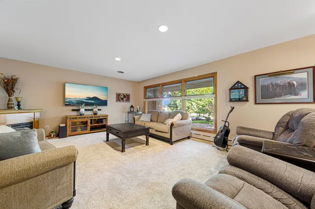 $359,000 | 730 North 9th Street, St. Peter, MN 56082