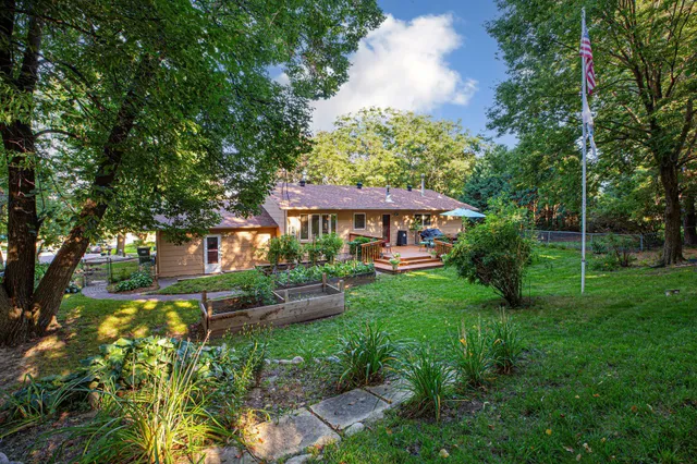 $359,000 | 730 North 9th Street, St. Peter, MN 56082