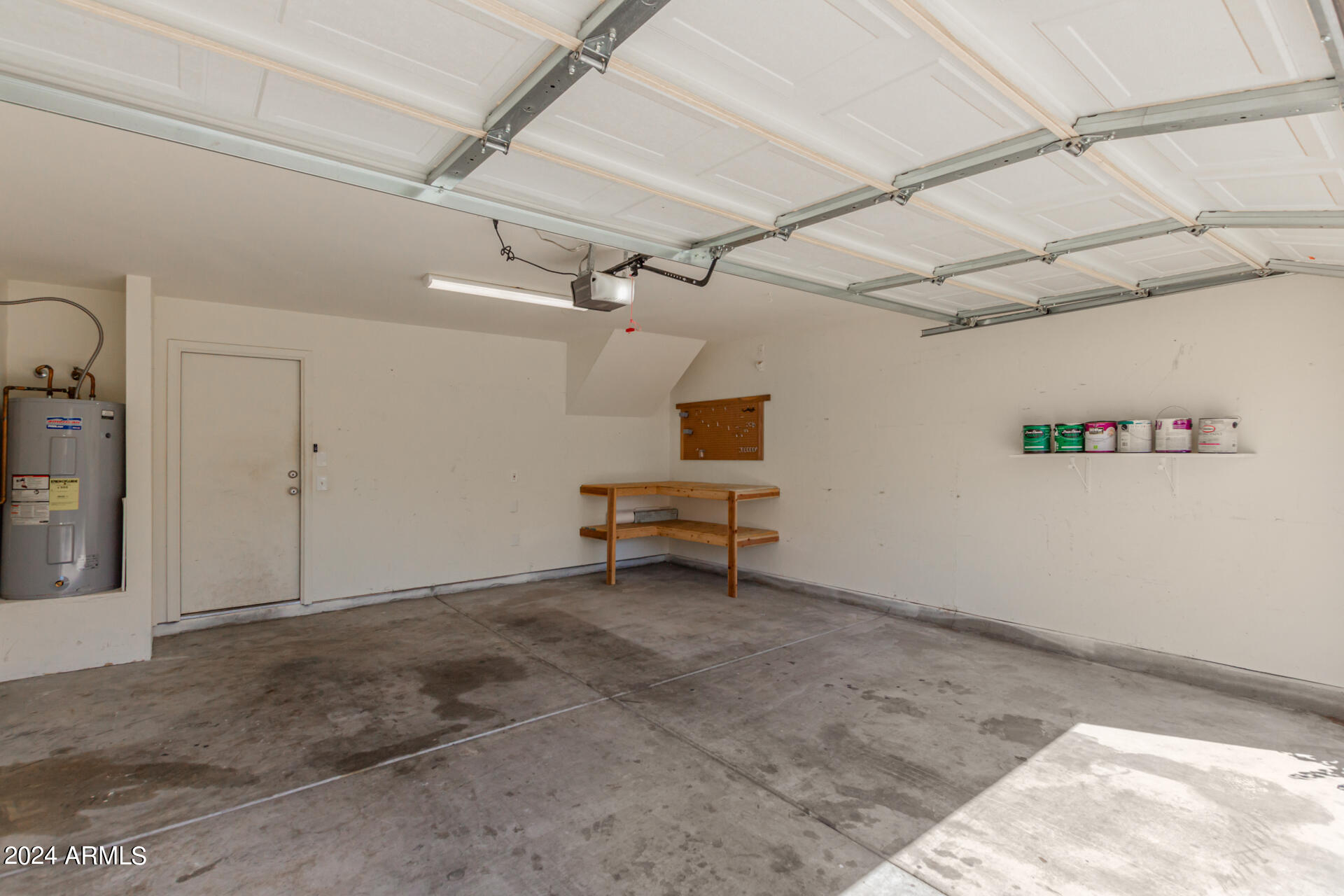 3483 South Conestoga Road Apache Junction, AZ 85119 - Photo 23 of 26 Garage