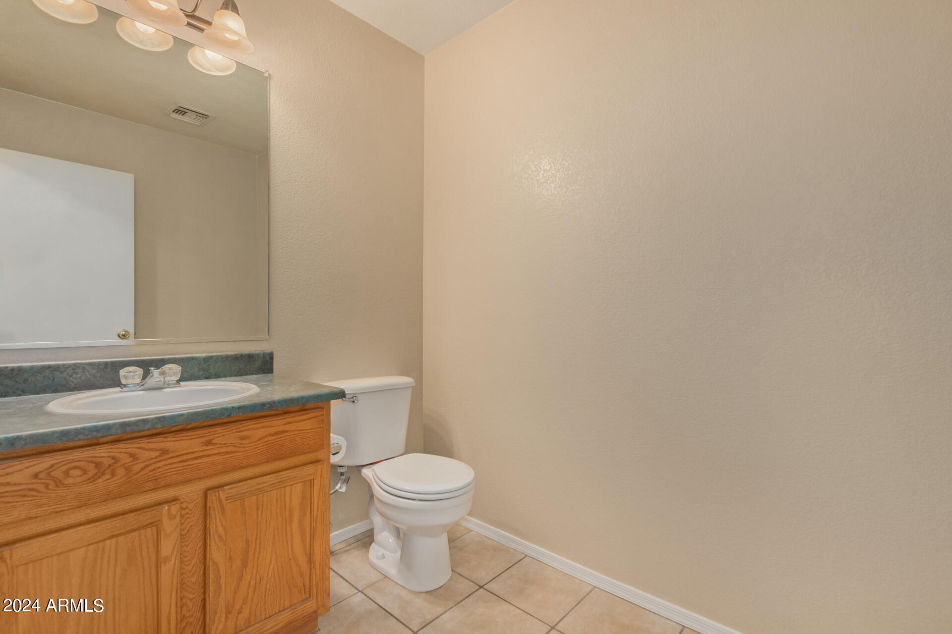 3483 South Conestoga Road Apache Junction, AZ 85119 - Photo 10 of 26 Downstairs 1/2 bath